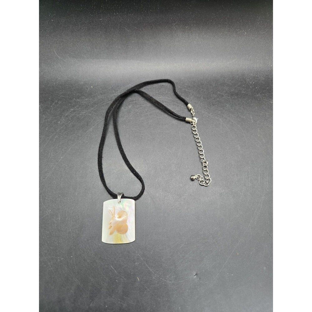 Vtg Artisan Butterfly Necklace Chocker Mother Of Pearl Leather Chain Adjustable - Picture 3 of 9